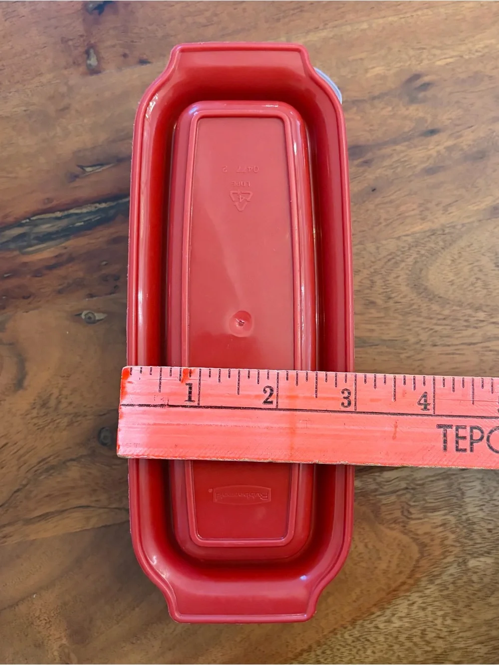 TWO Vintage 0477 Rubbermaid Standard Plastic Butter Dishes Red Almond w/ Lids